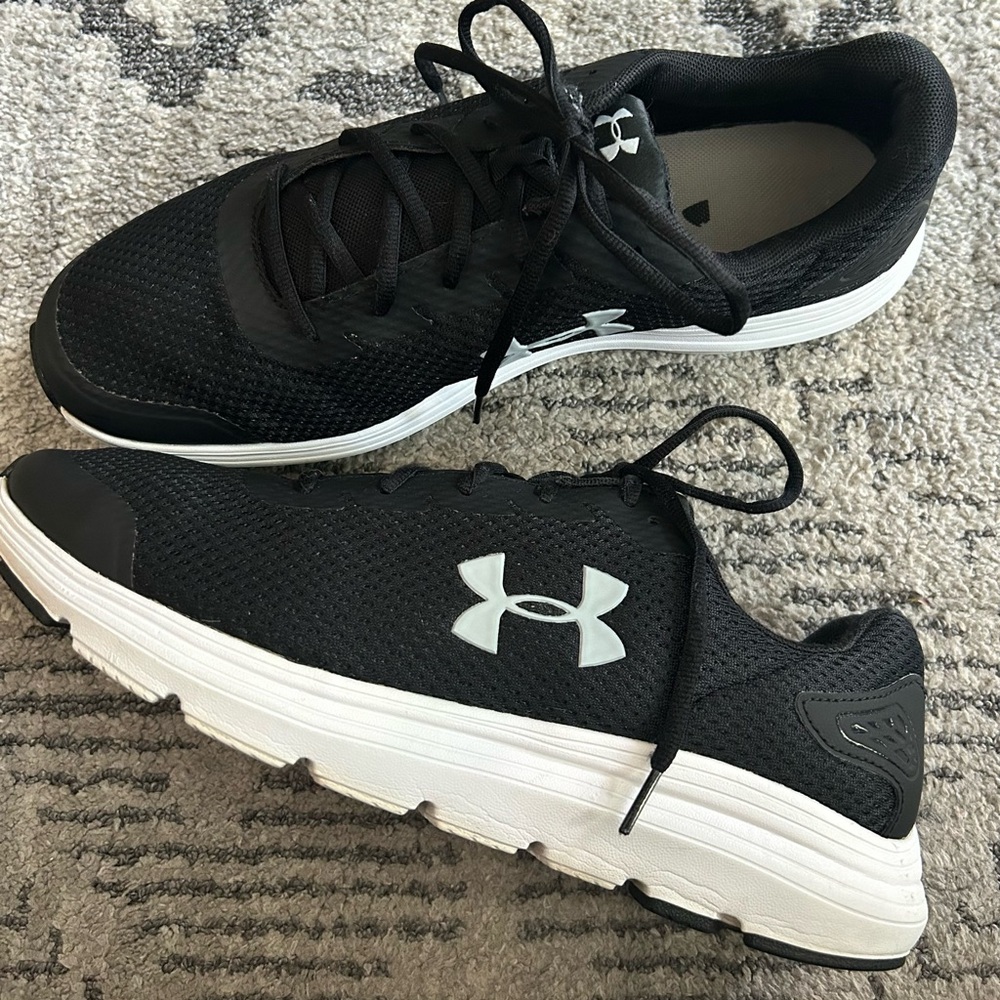 Men’s Under Armour “Surge” Running Shoes (13)